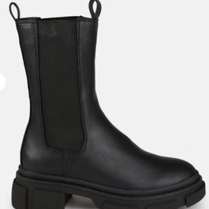 Black Chunky Pull On Ankle Boots
